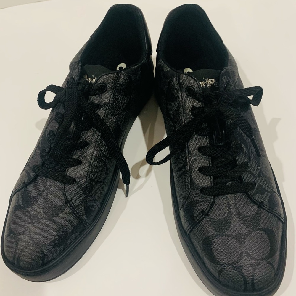 COACH Low-Cut Low Top Sneaker Black Sneaker G4949